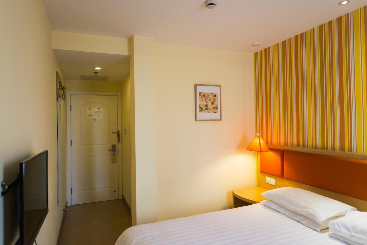 Home Inn Chongqing Nanping Pedestrian Street Branch Екстериор снимка